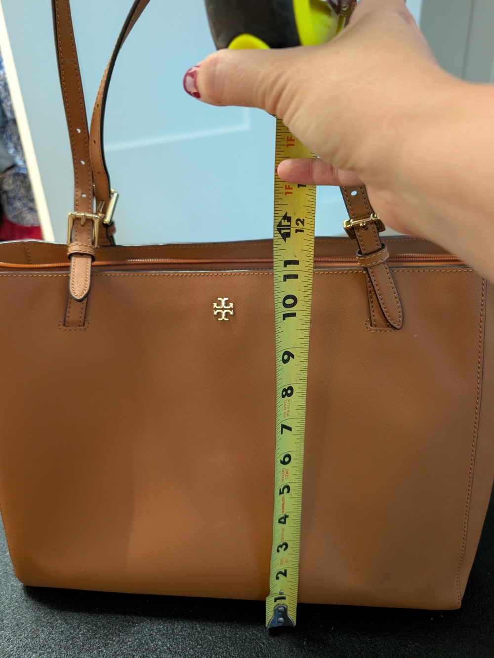 Tory Burch Tan Saffiano Leather Emerson Shoulder Bag Purse - Picture 12 of 12